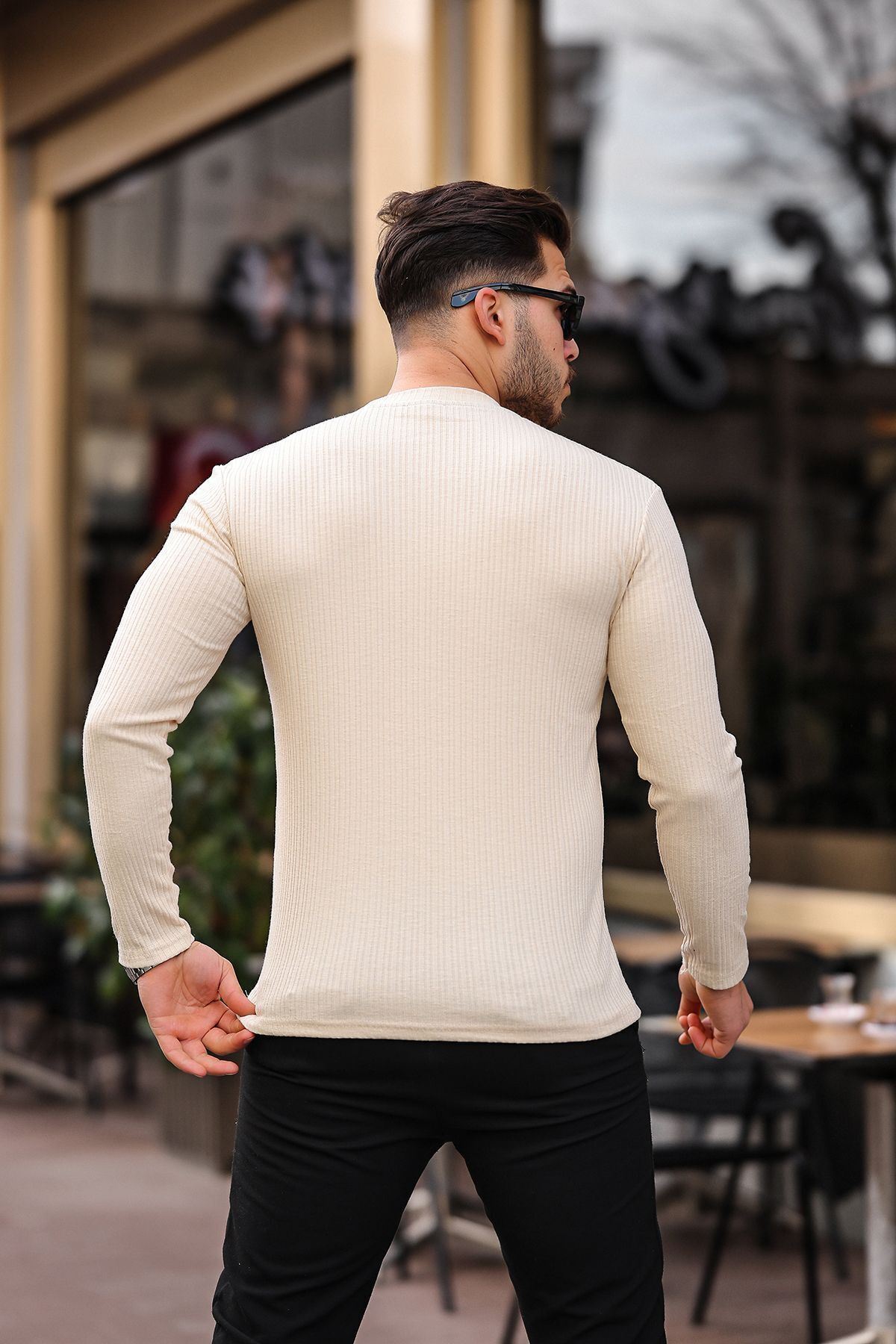 Jakarlı Mevsimlik Sweatshirt