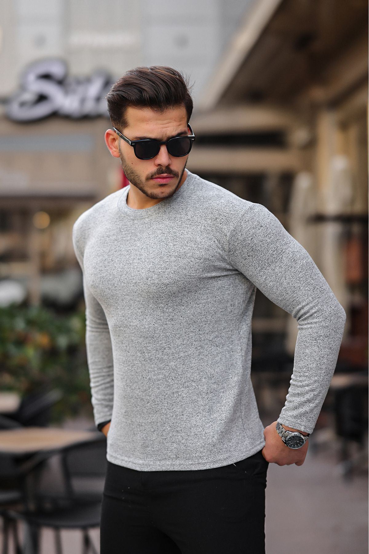 Jakarlı Mevsimlik Sweatshirt