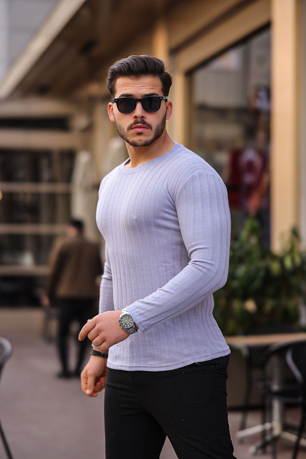 Jakarlı Mevsimlik Sweatshirt