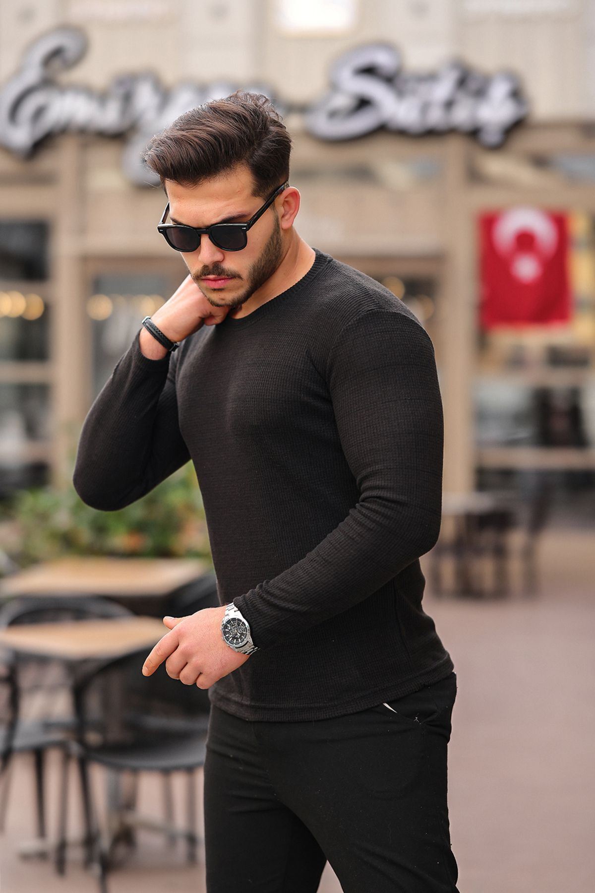 Jakarlı Mevsimlik Sweatshirt