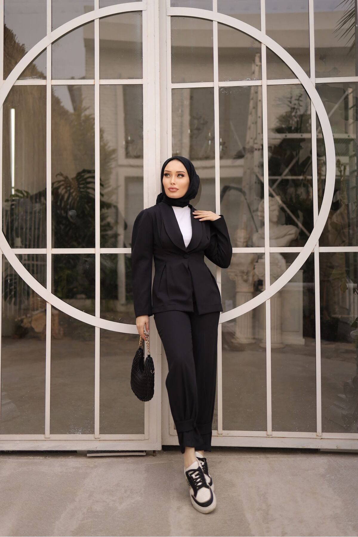 Kadın Paça Düğmeli Pantolon Ceket Siyah Ikili Takım