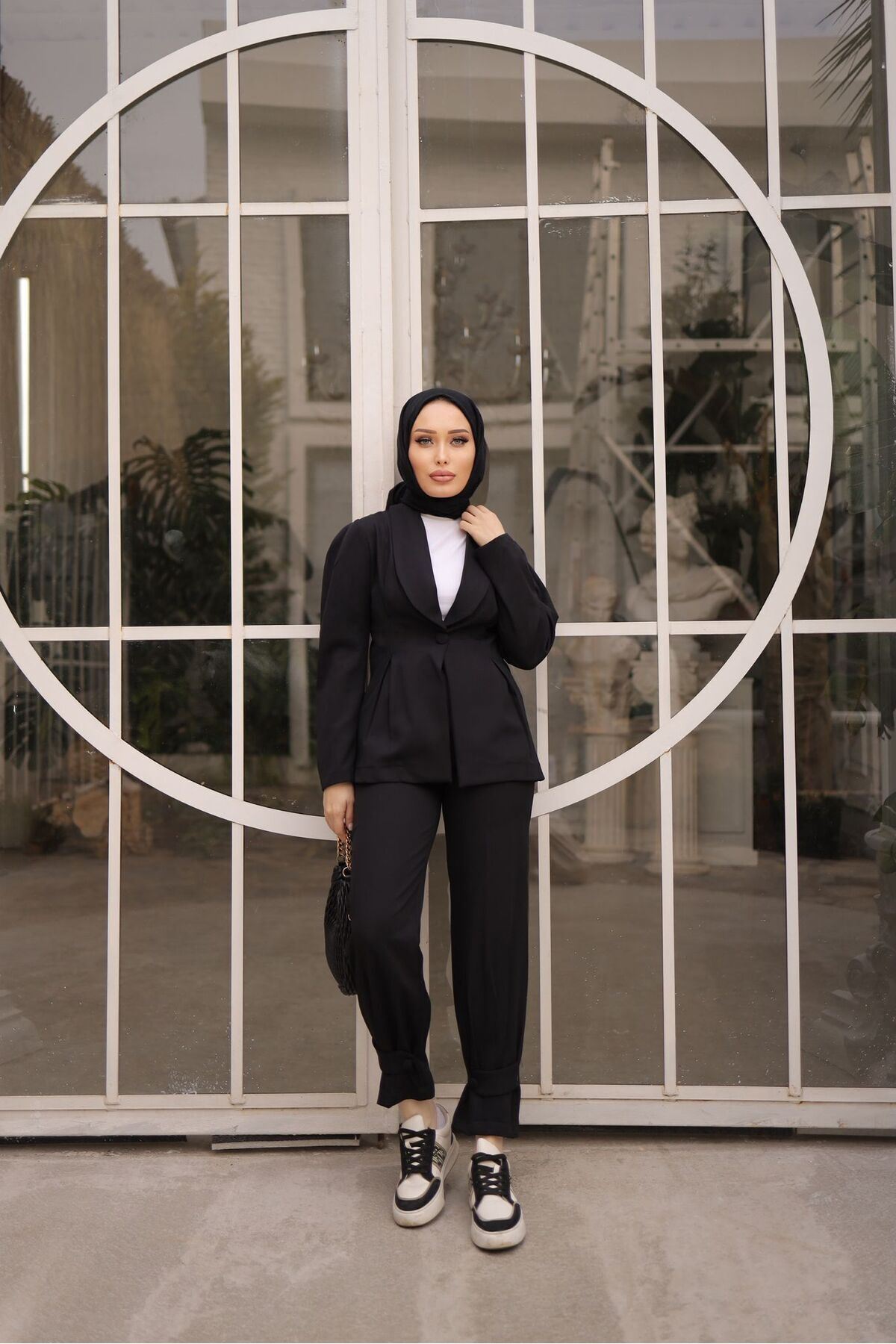 Kadın Paça Düğmeli Pantolon Ceket Siyah Ikili Takım