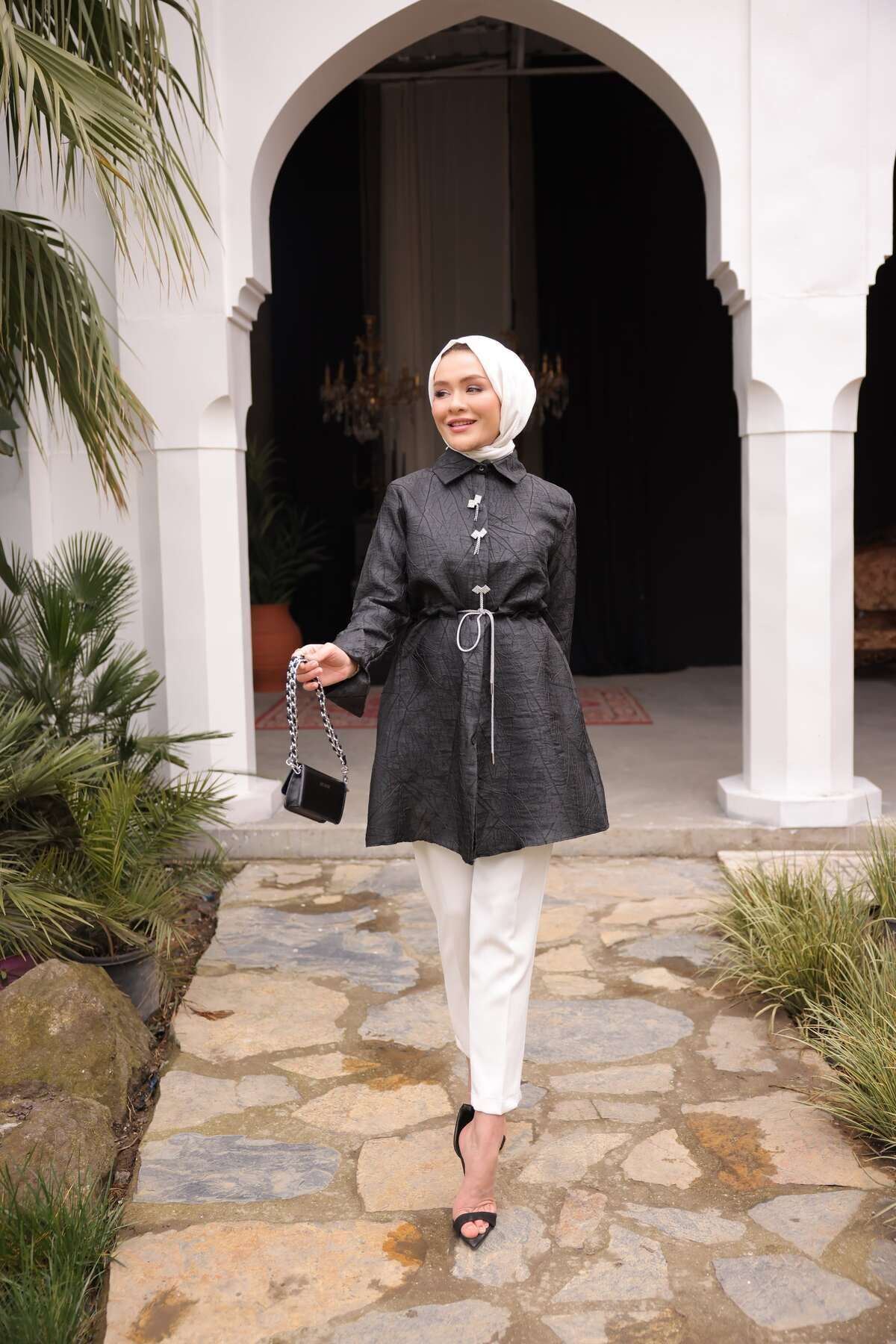 Kadın Jakarlı Şık Beli Lastikli Siyah Tonik Ceket