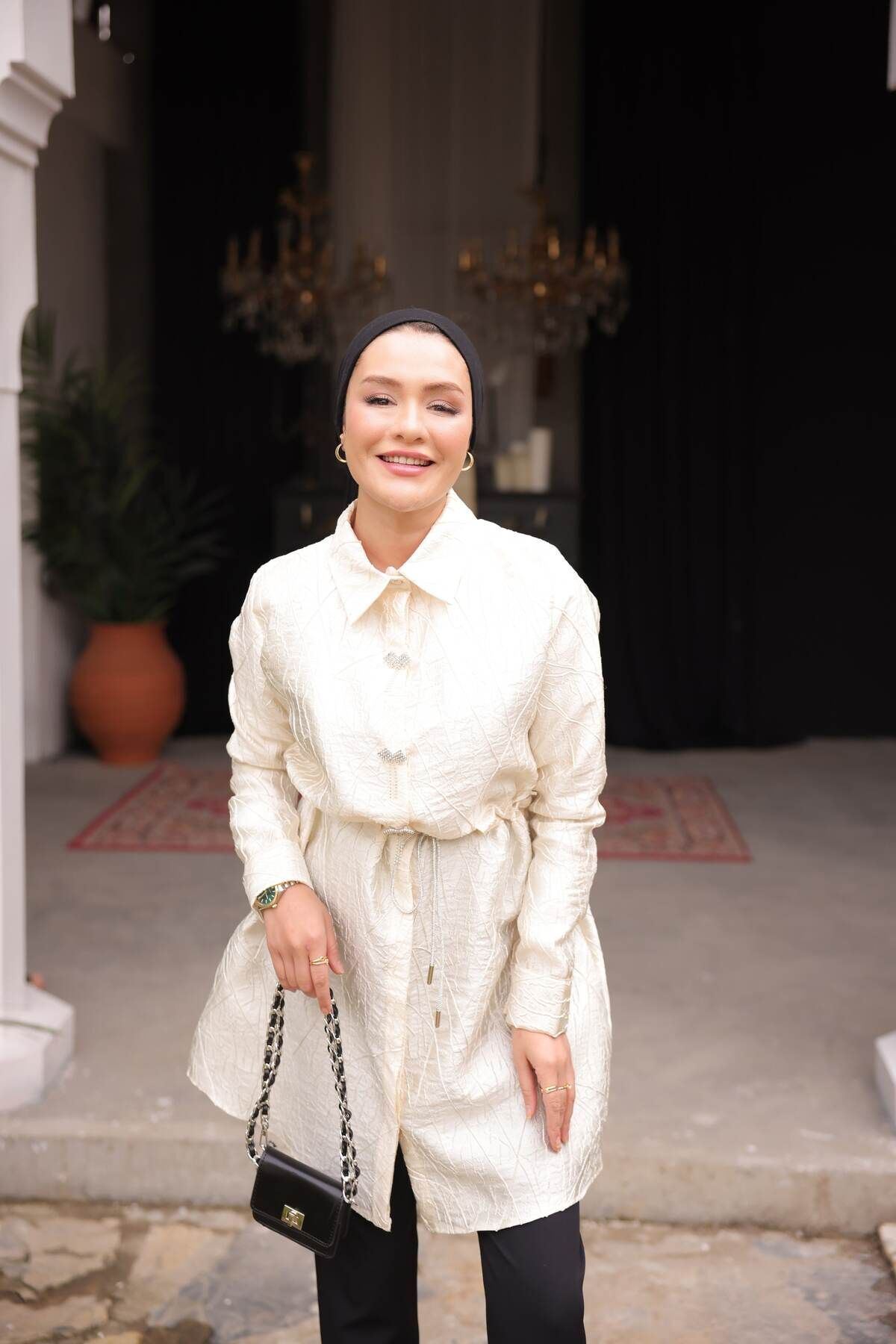 Kadın Jakarlı Şık Beli Lastikli Bej Tonik Ceket