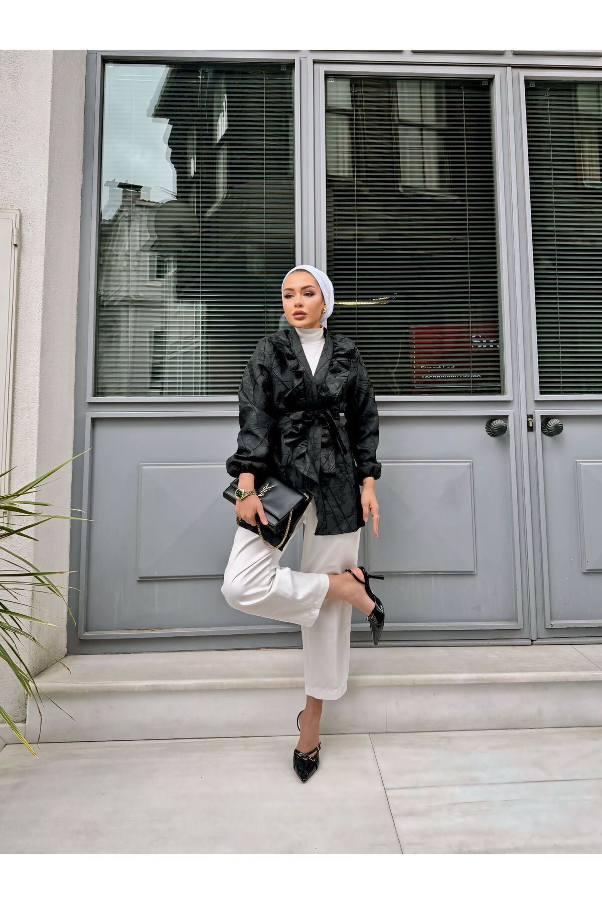 Kadın Bel Bağlamalı Tonik Uzun Siyah Ceket