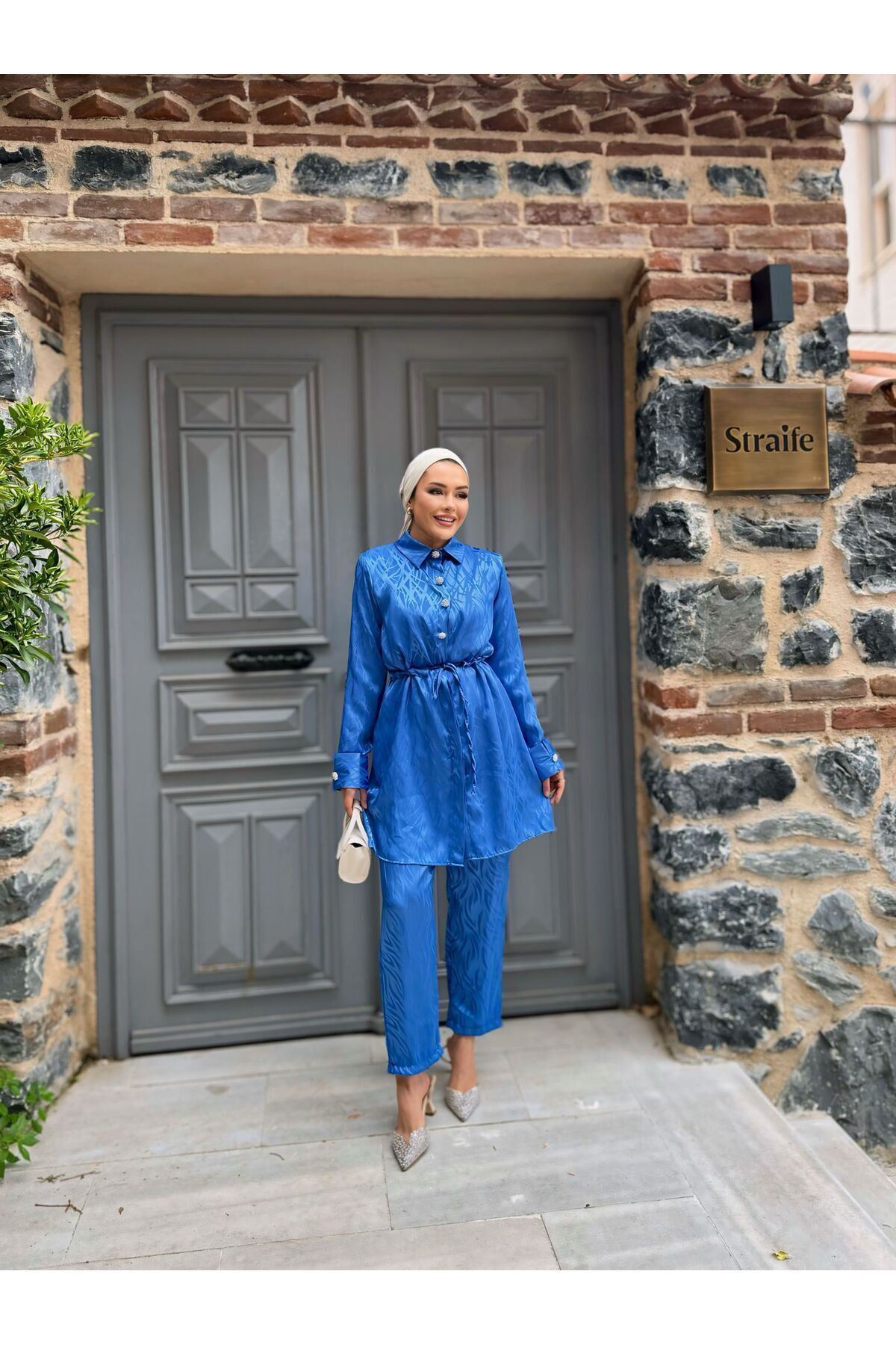 Kadın Bağlamalı Uzun Ceket Bol Pantolon Mavi Ikili Takım