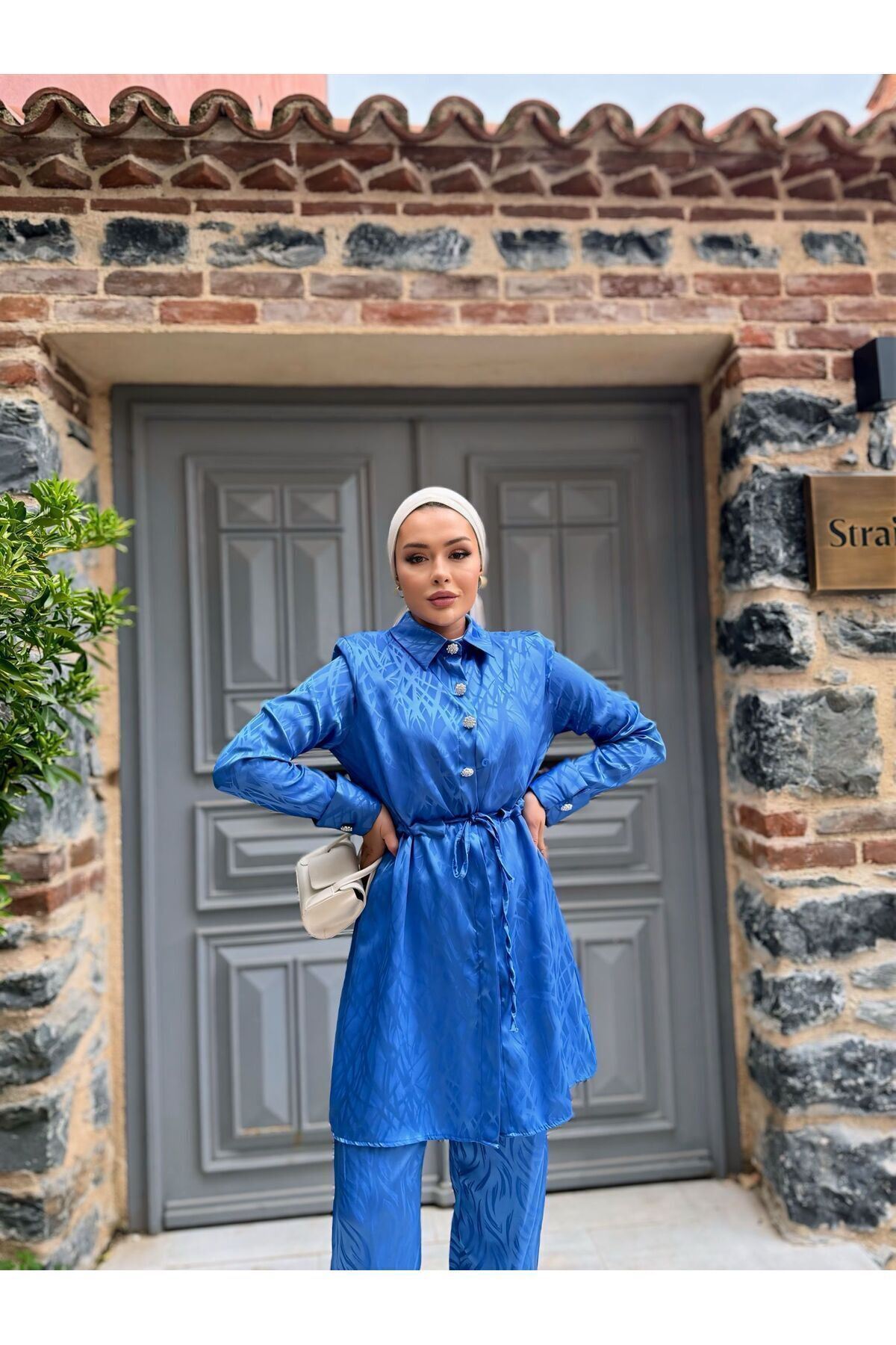 Kadın Bağlamalı Uzun Ceket Bol Pantolon Mavi Ikili Takım