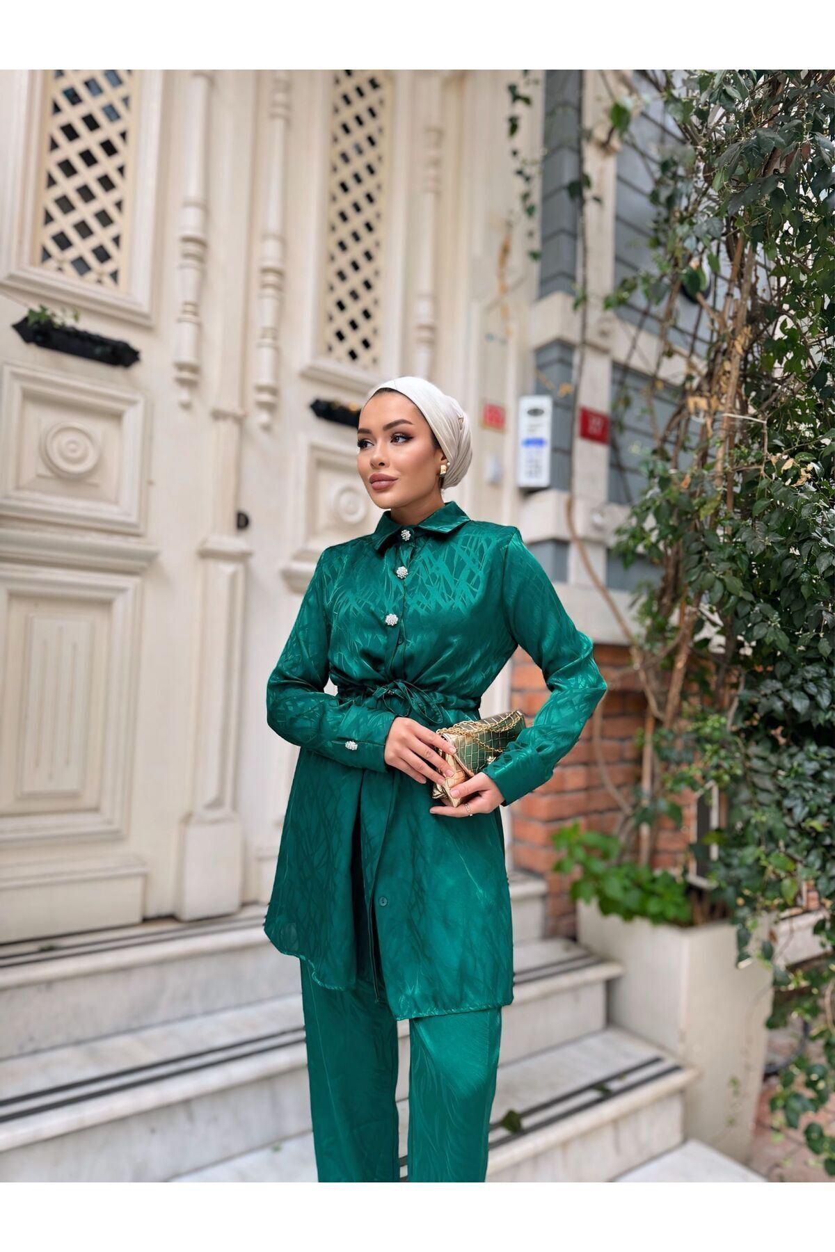 Kadın Bağlamalı Uzun Ceket Bol Pantolon Zümrüt Ikili Takım