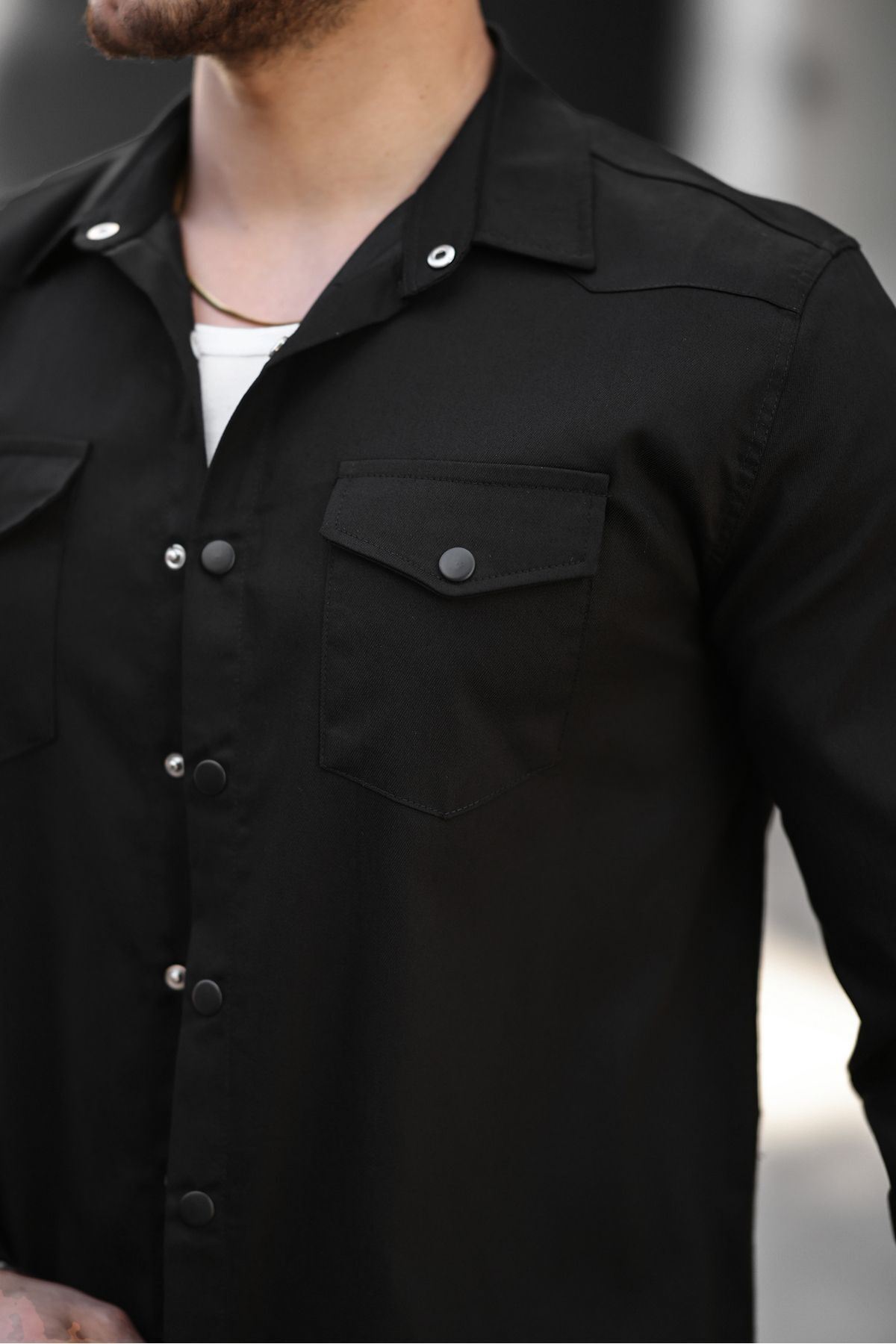 Erkek Mevsimlik Trend Cepli Çıtçıtlı Siyah Kot Gömlek