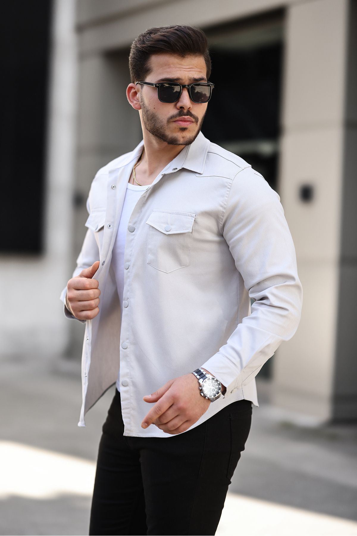 Erkek Mevsimlik Trend Cepli Çıtçıtlı Beyaz Kot Gömlek