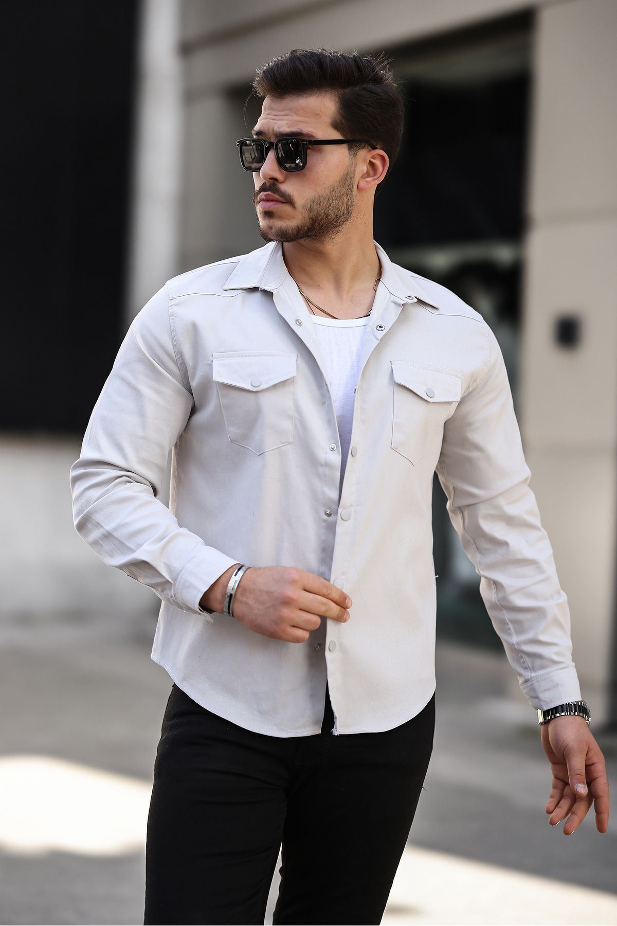 Erkek Mevsimlik Trend Cepli Çıtçıtlı Beyaz Kot Gömlek