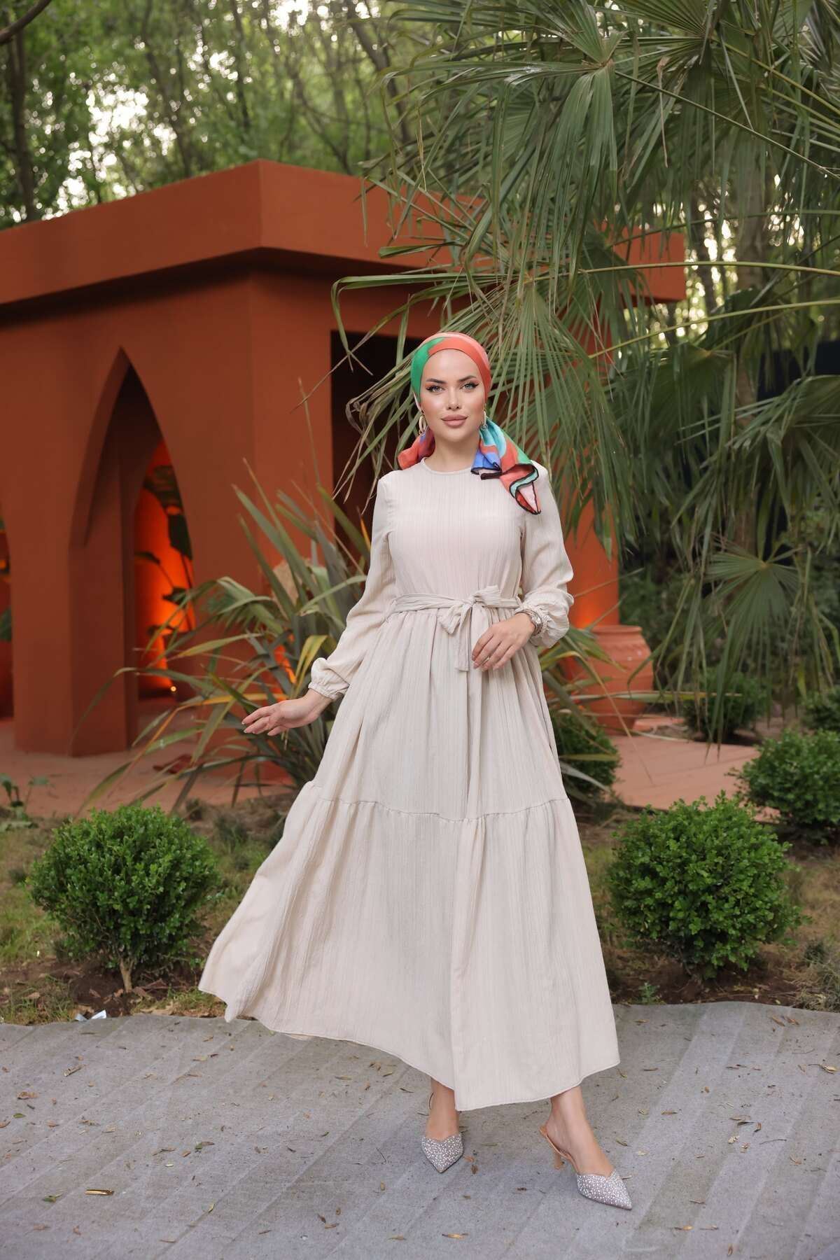 Kendinden Dokulu Elbise