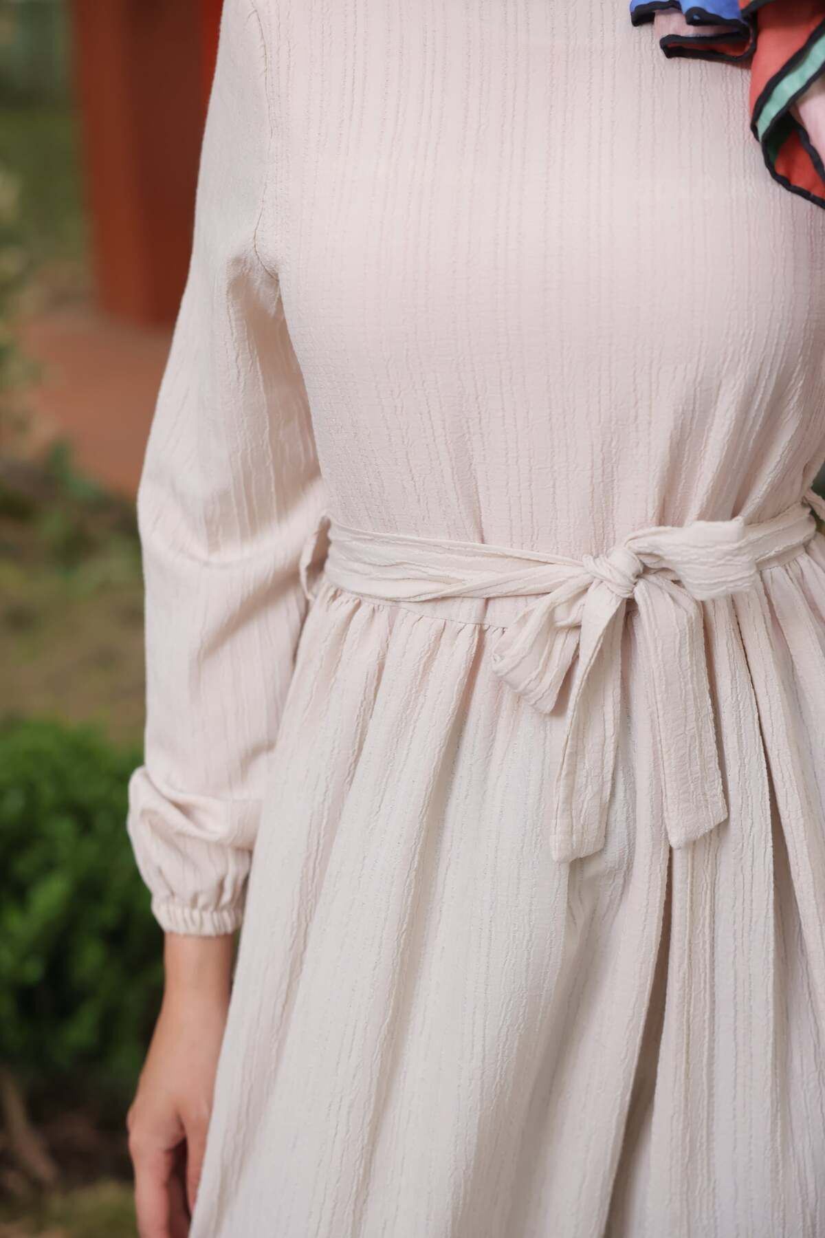 Kendinden Dokulu Elbise