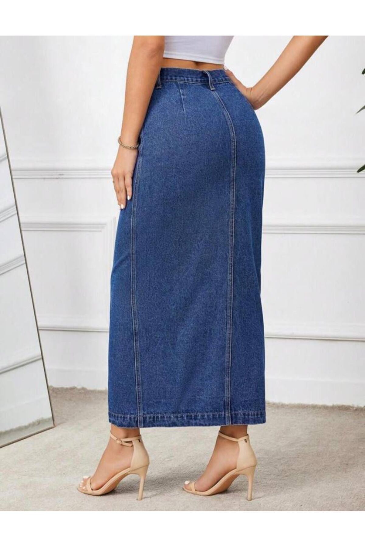 Kadın Yırtmaçlı Düğmeli Uzun Etek