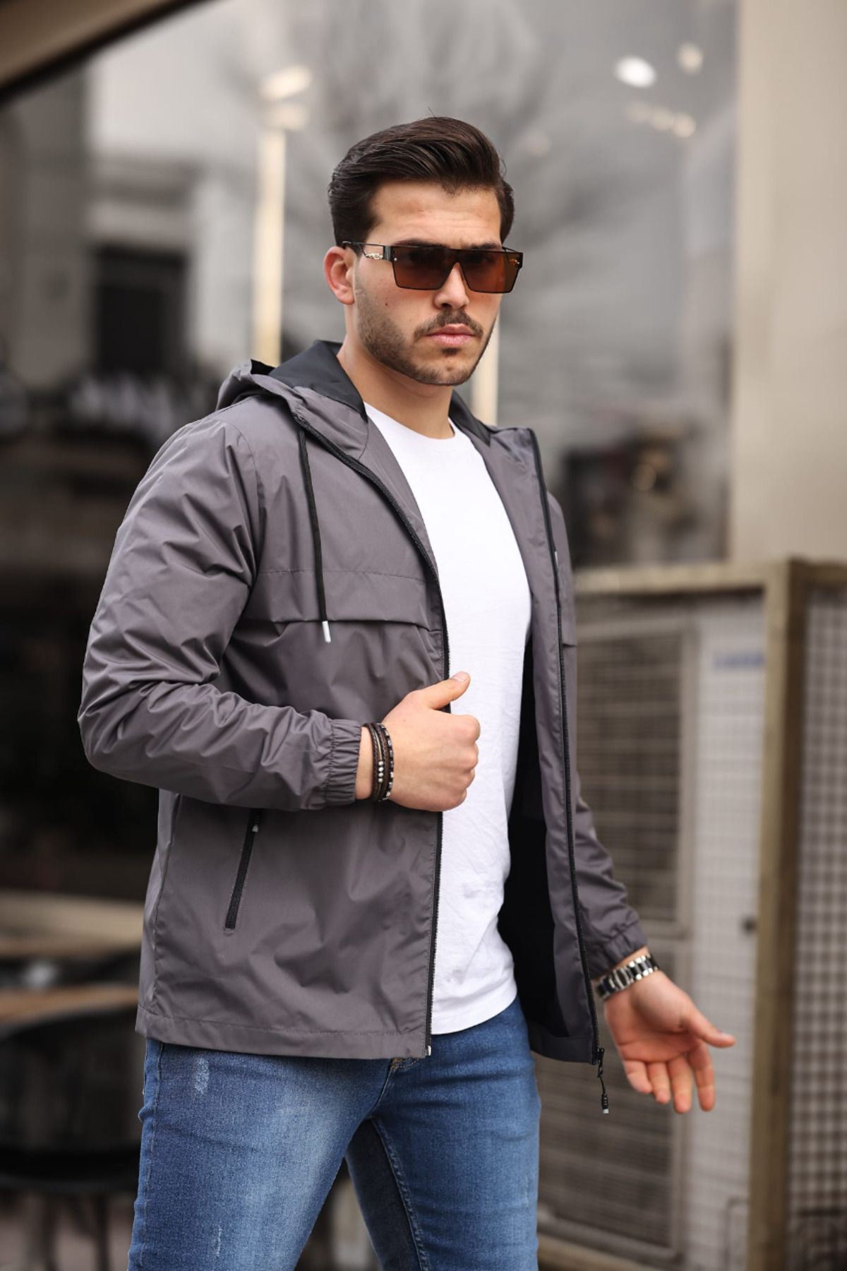 Erkek Içi Astarlı Suya Dayanıklı Kapüşonlu Cepli Yağmurluk