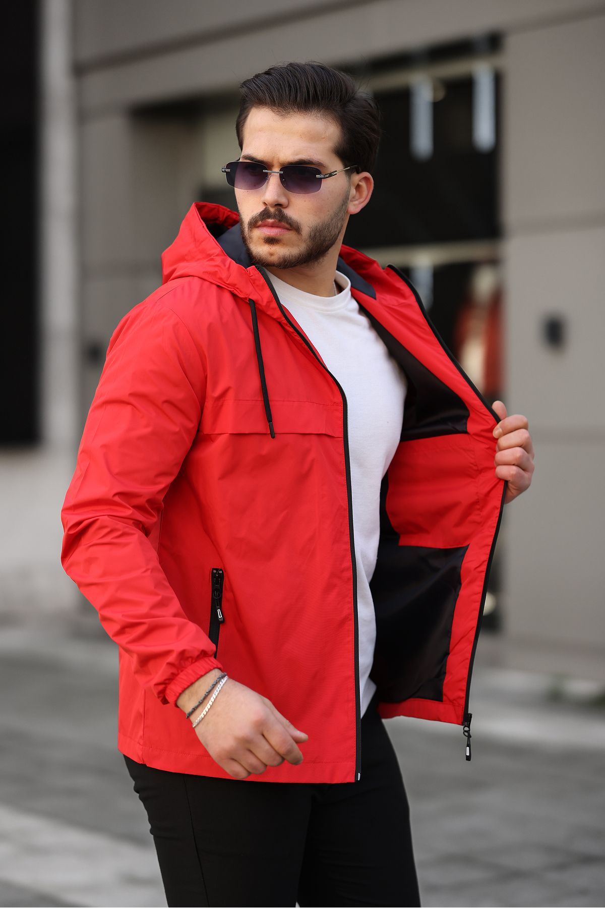 Erkek Içi Astarlı Suya Dayanıklı Kapüşonlu Cepli Yağmurluk