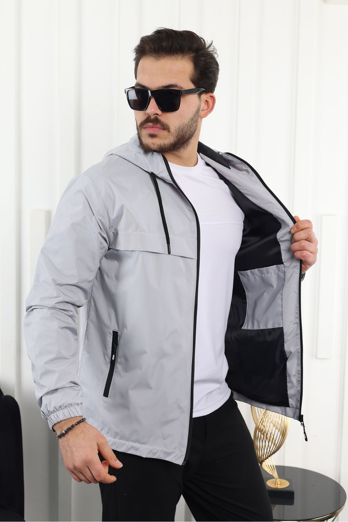 Erkek Içi Astarlı Suya Dayanıklı Kapüşonlu Cepli Yağmurluk