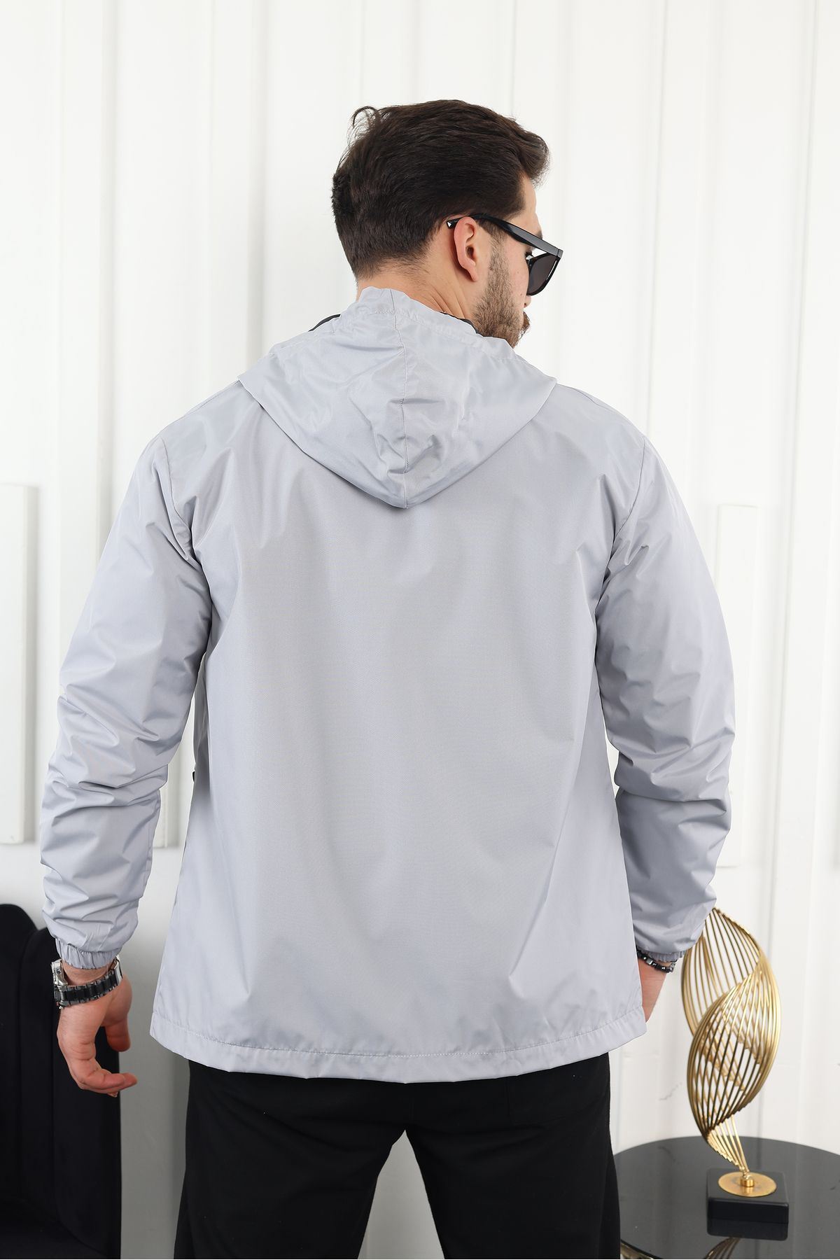 Erkek Içi Astarlı Suya Dayanıklı Kapüşonlu Cepli Yağmurluk