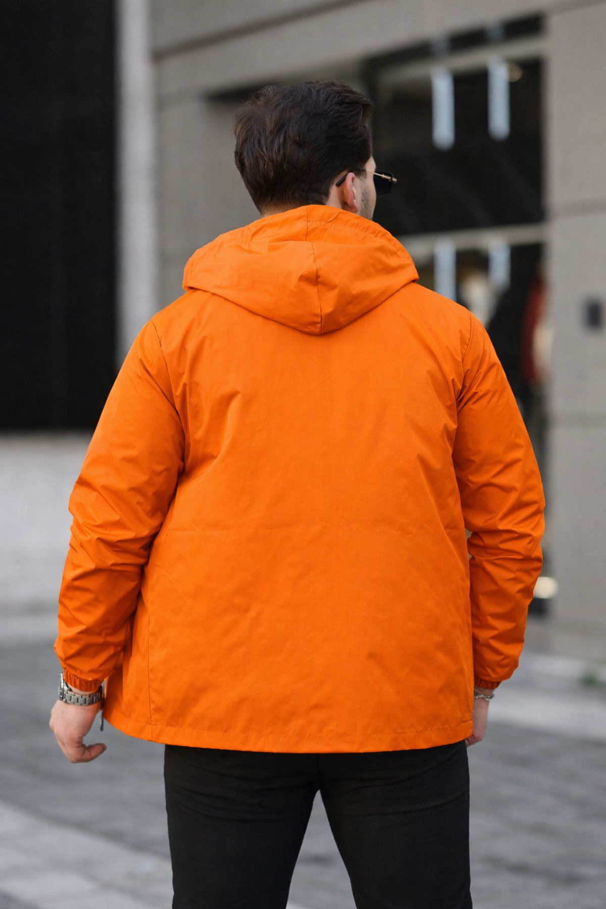 Erkek Içi Astarlı Suya Dayanıklı Kapüşonlu Cepli Yağmurluk