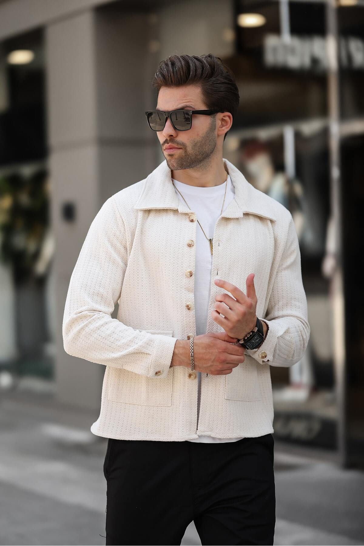 Düğme Detaylı Regular Fit Hırka