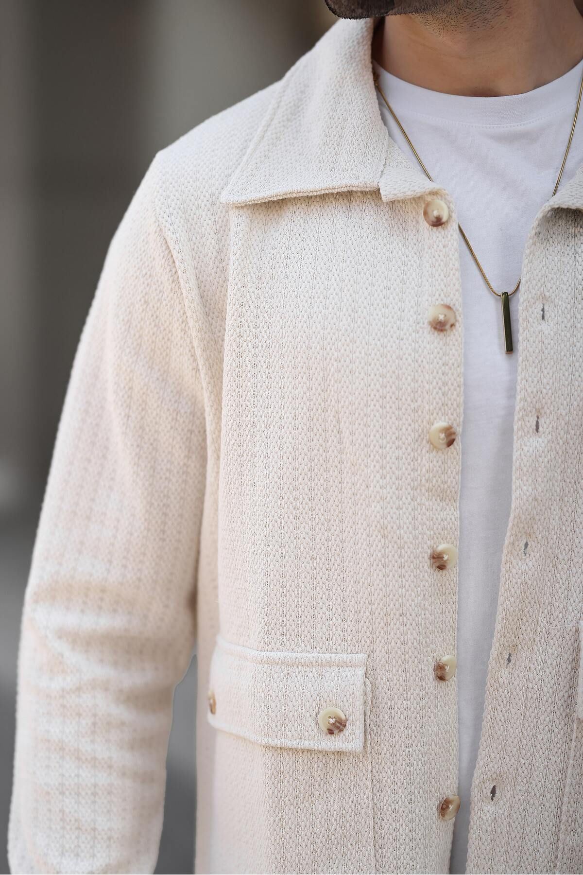 Düğme Detaylı Regular Fit Hırka