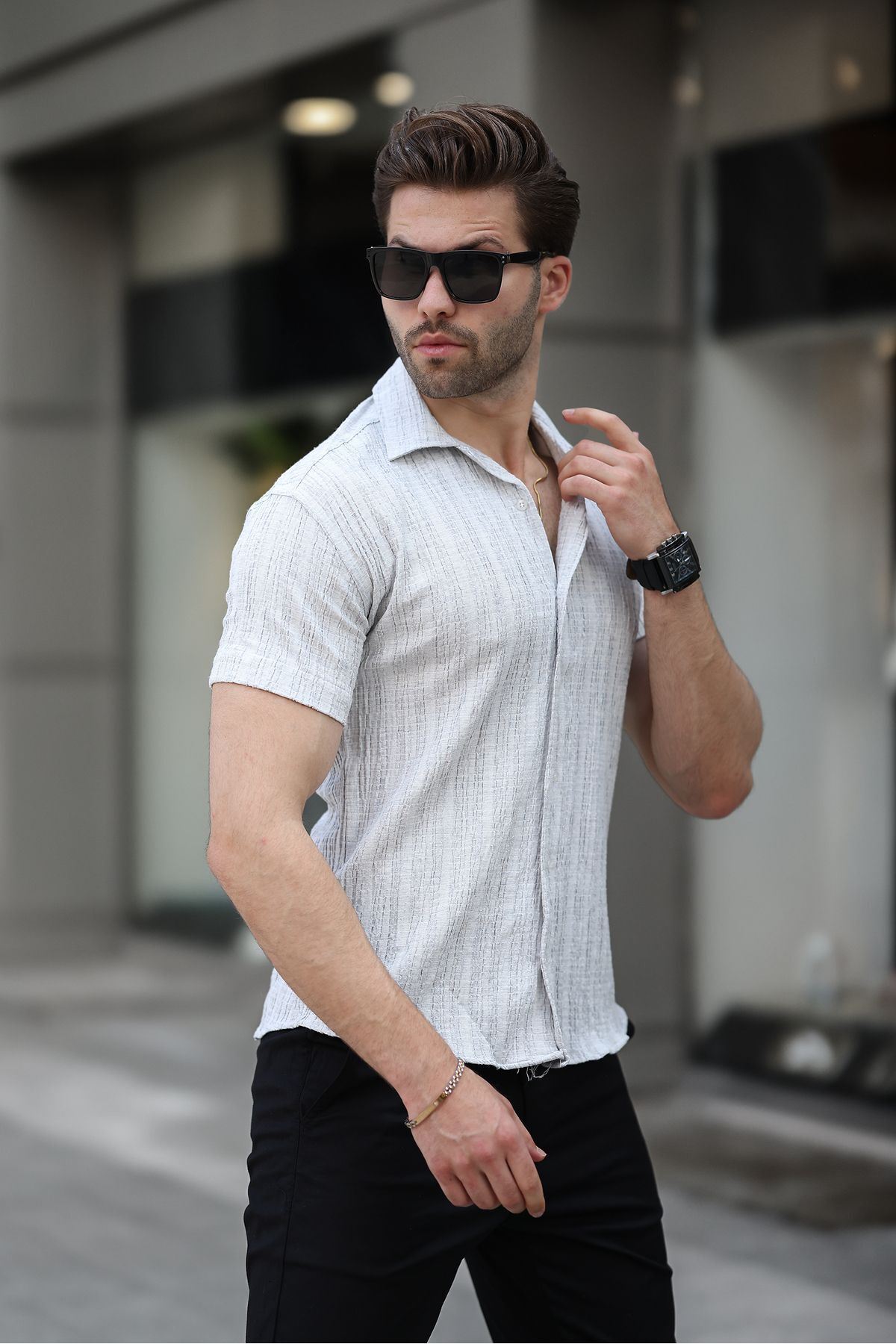 Erkek Yazlık Likralı Slim Fit Gömlek Yaka Kısa Kollu Gömlek