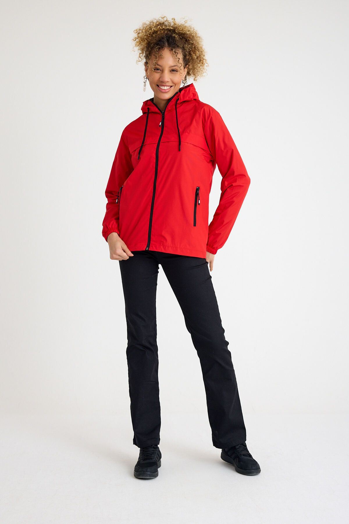 Kadın Içi Astarlı Suya Dayanıklı Kapüşonlu Cepli Yağmurluk