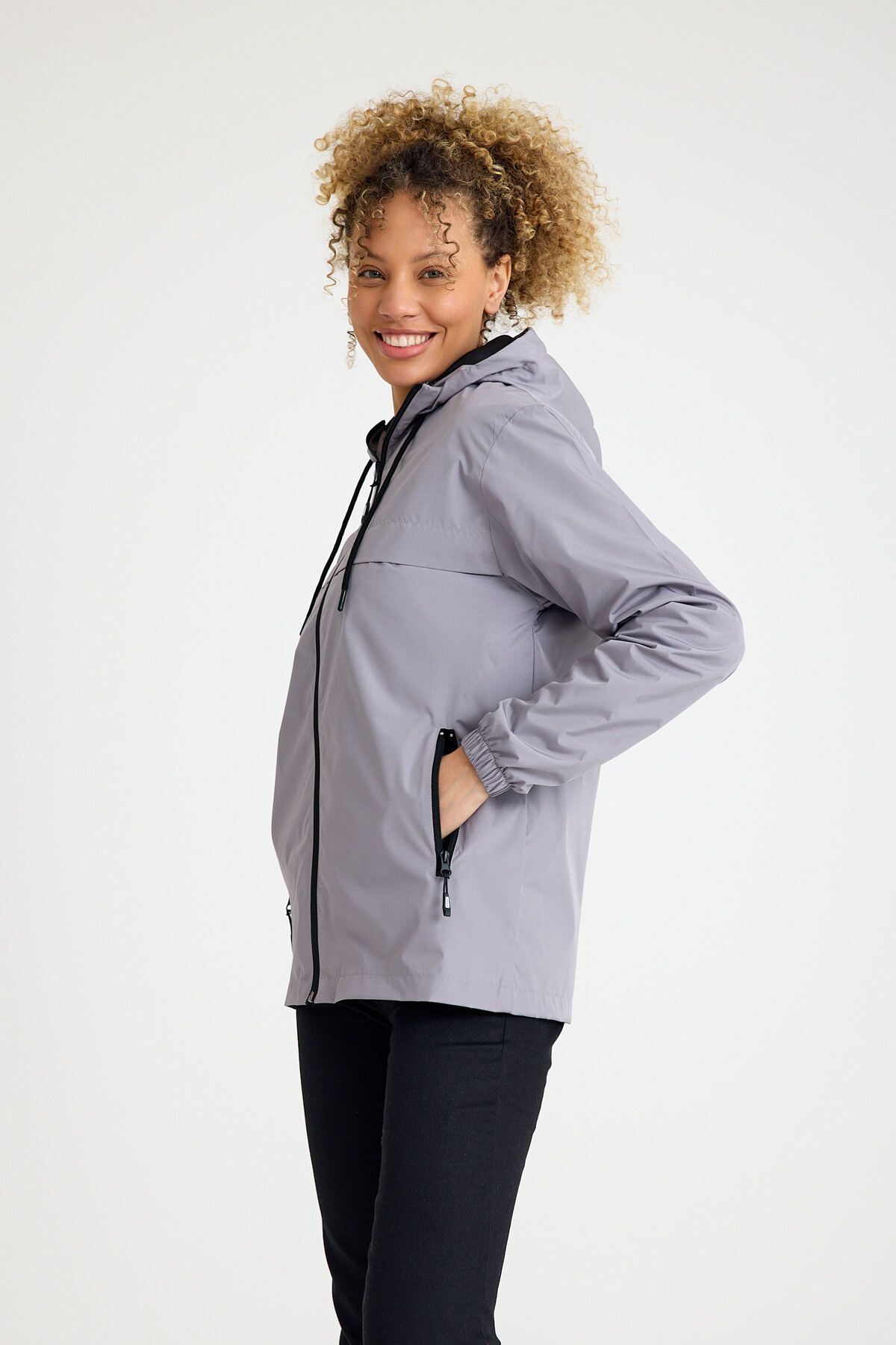 Kadın Içi Astarlı Suya Dayanıklı Kapüşonlu Cepli Yağmurluk