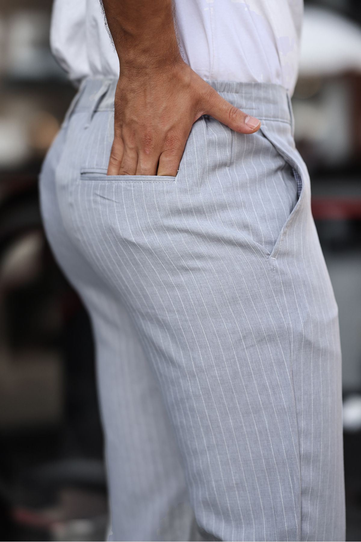 Erkek Slim Fit Düz Paça Gri Çizgili Pantolon