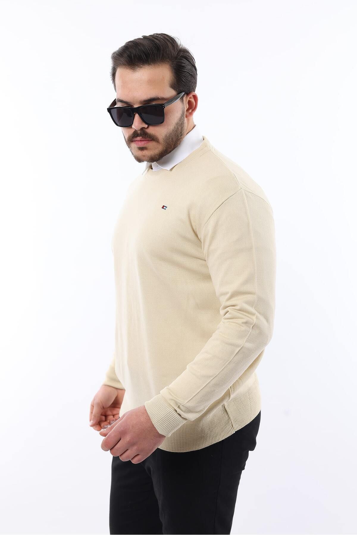 Sıfır Yaka Triko Kazak