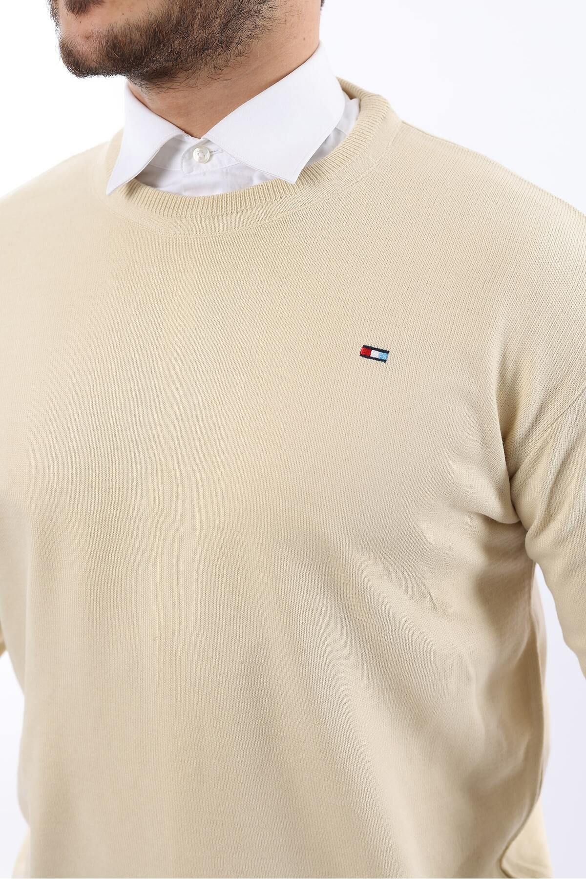 Sıfır Yaka Triko Kazak