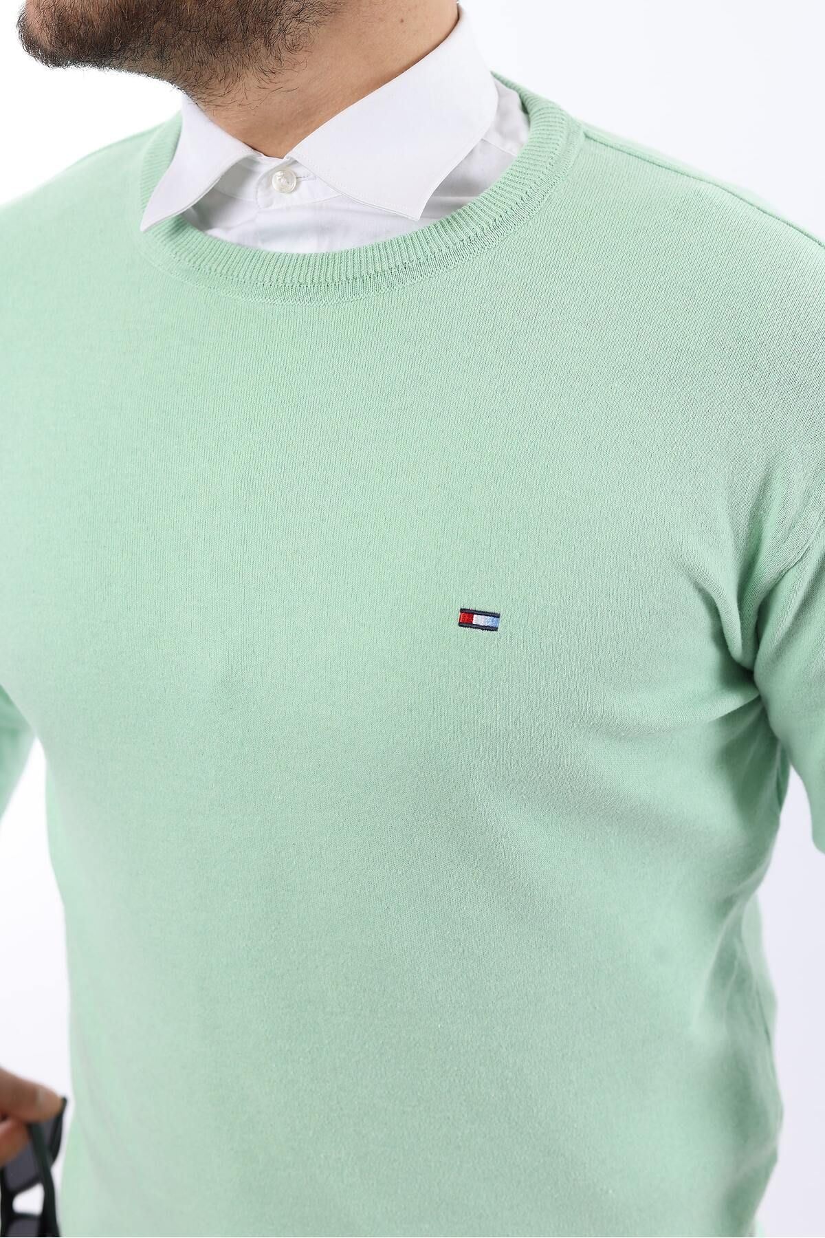 Sıfır Yaka Triko Kazak