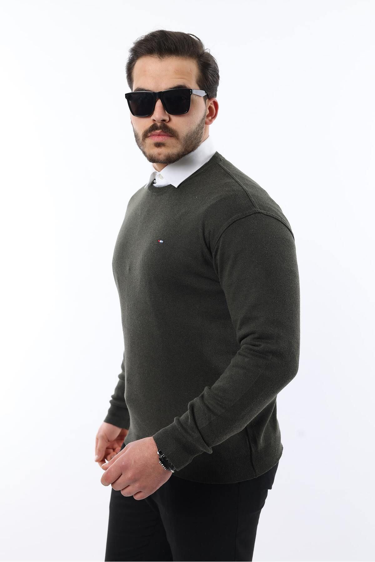 Sıfır Yaka Triko Kazak