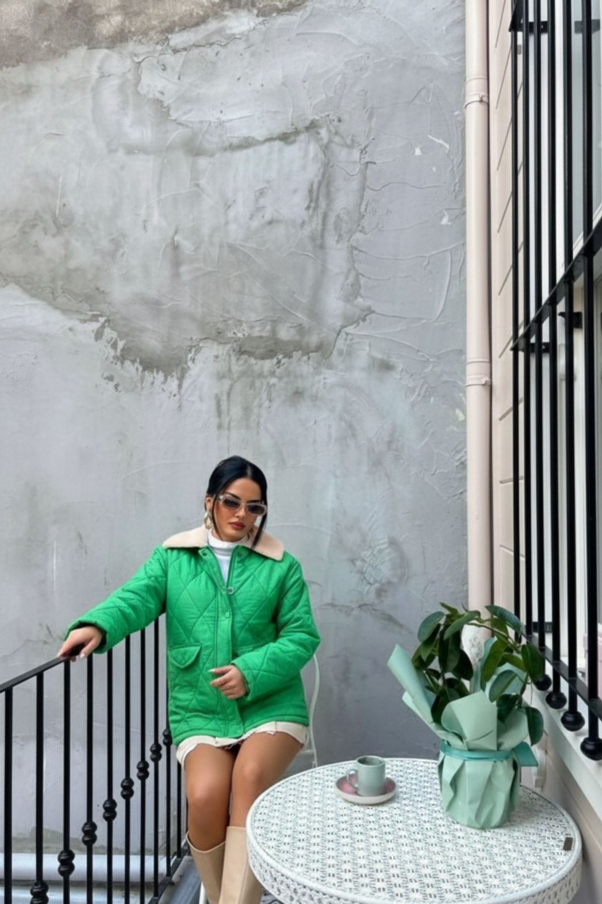 Kadın Kürk Yaka Baklava Desenli Kapitone Yeşil Ceket