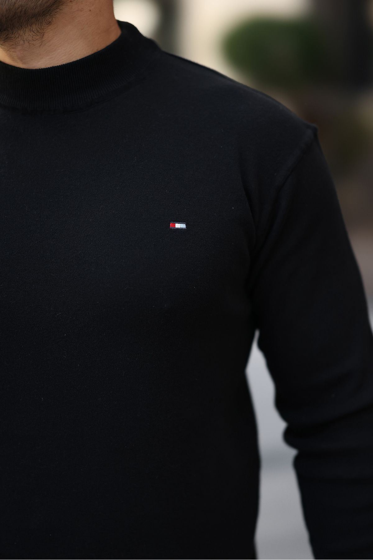 Erkek Yarım Balıkçı Yaka Günlük Siyah Triko Kazak