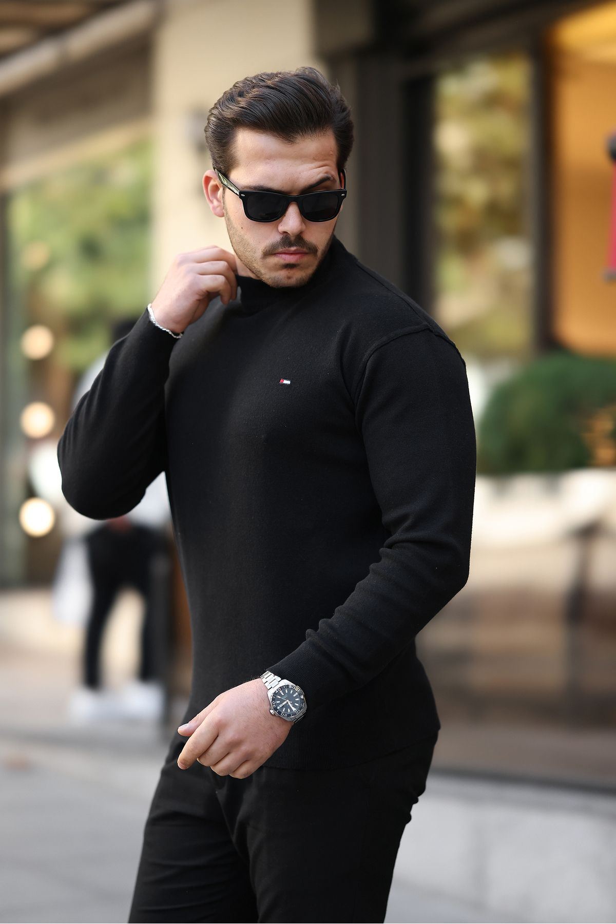 Erkek Yarım Balıkçı Yaka Günlük Siyah Triko Kazak