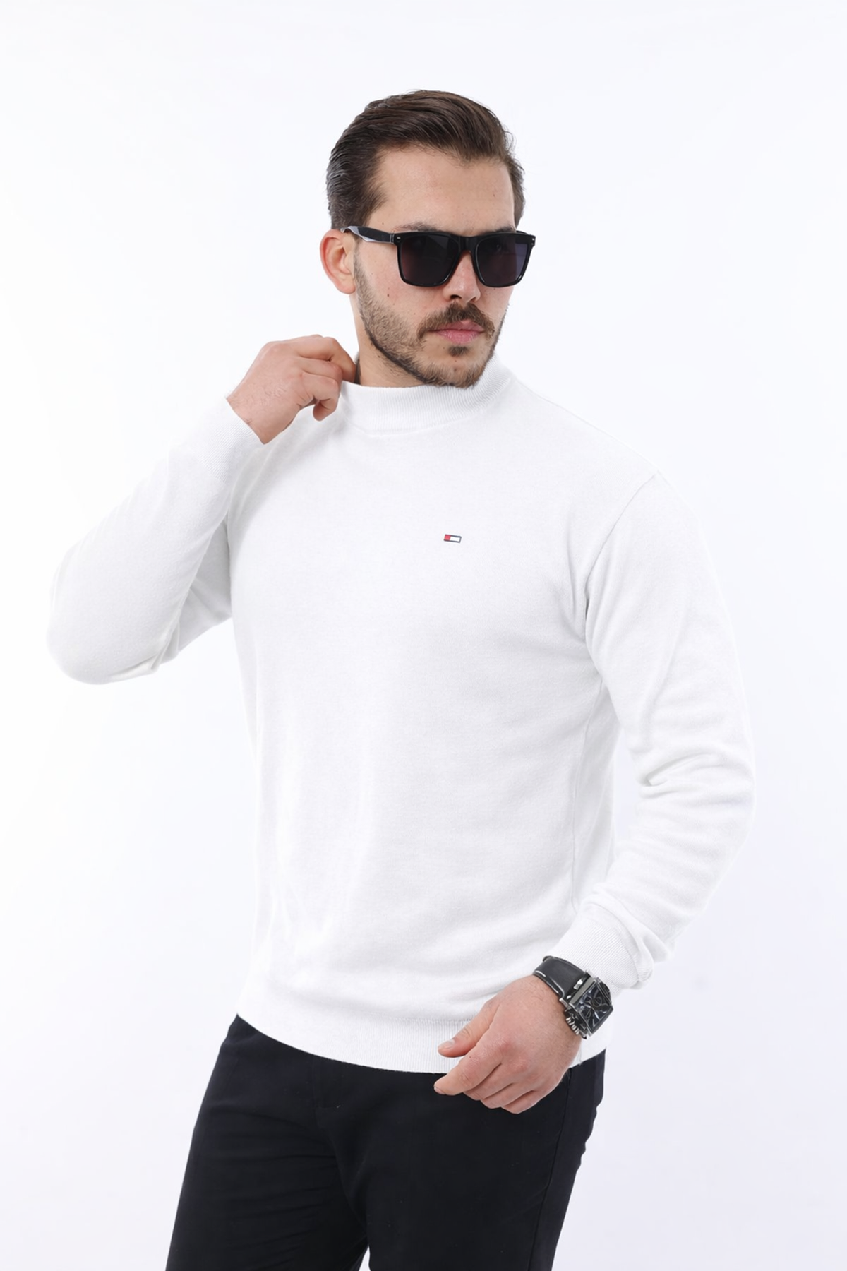 Erkek Yarım Balıkçı Yaka Günlük Beyaz Triko Kazak