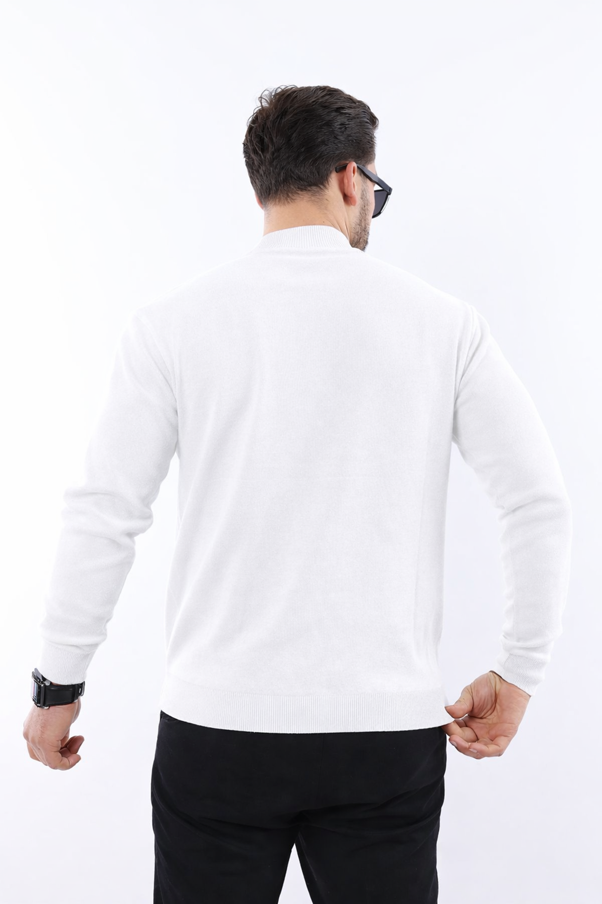 Erkek Yarım Balıkçı Yaka Günlük Beyaz Triko Kazak