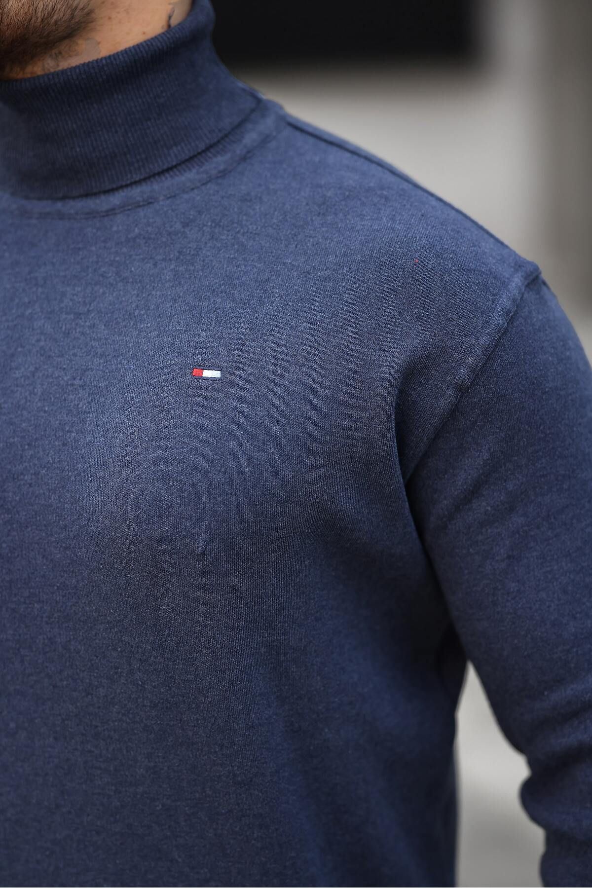 Erkek Günlük Balıkçı Yaka Boğazlı Mavi Triko Kazak