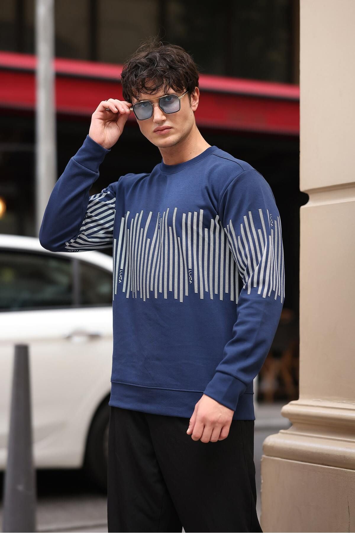 Erkek Bisiklet Yaka Baskılı Sweatshirt