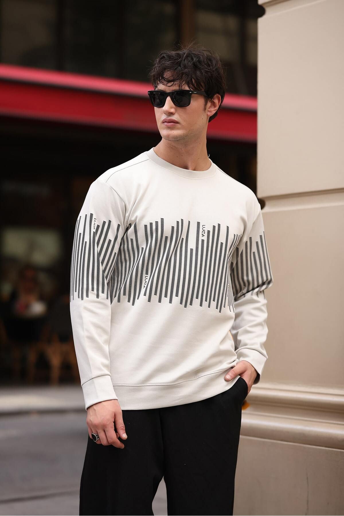 Erkek Bisiklet Yaka Baskılı Sweatshirt