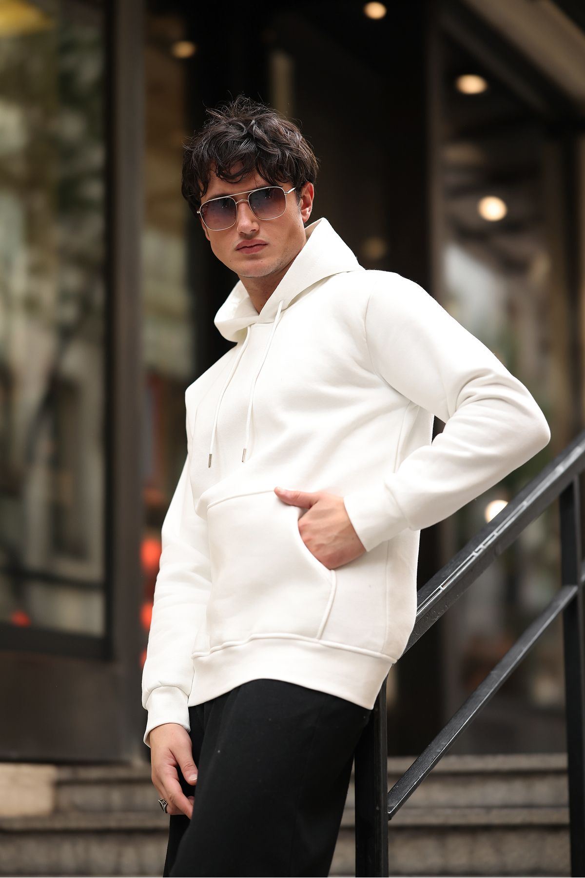 Üç İplik Şardonlu Kanguru Cep Sweatshirt