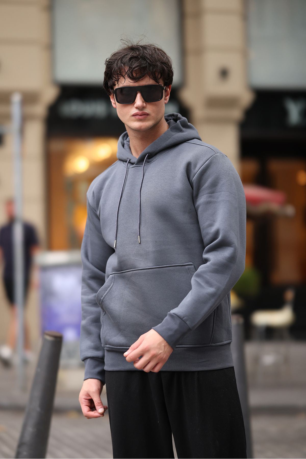 Üç İplik Şardonlu Kanguru Cep Sweatshirt