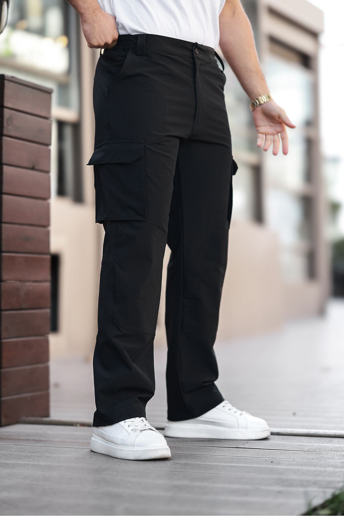 Erkek Kargo Cepli Dikiş Detaylı Siyah Taktik Paraşüt Pantolon
