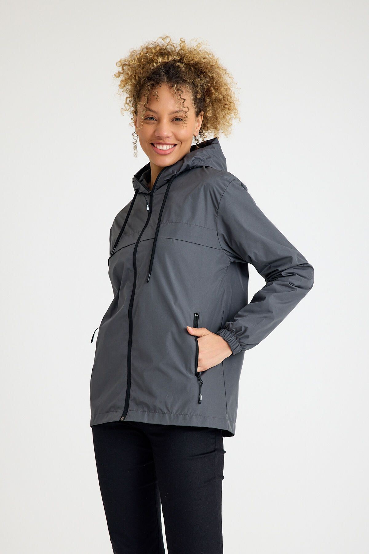 Kadın Içi Astarlı Suya Dayanıklı Kapüşonlu Yağmurluk