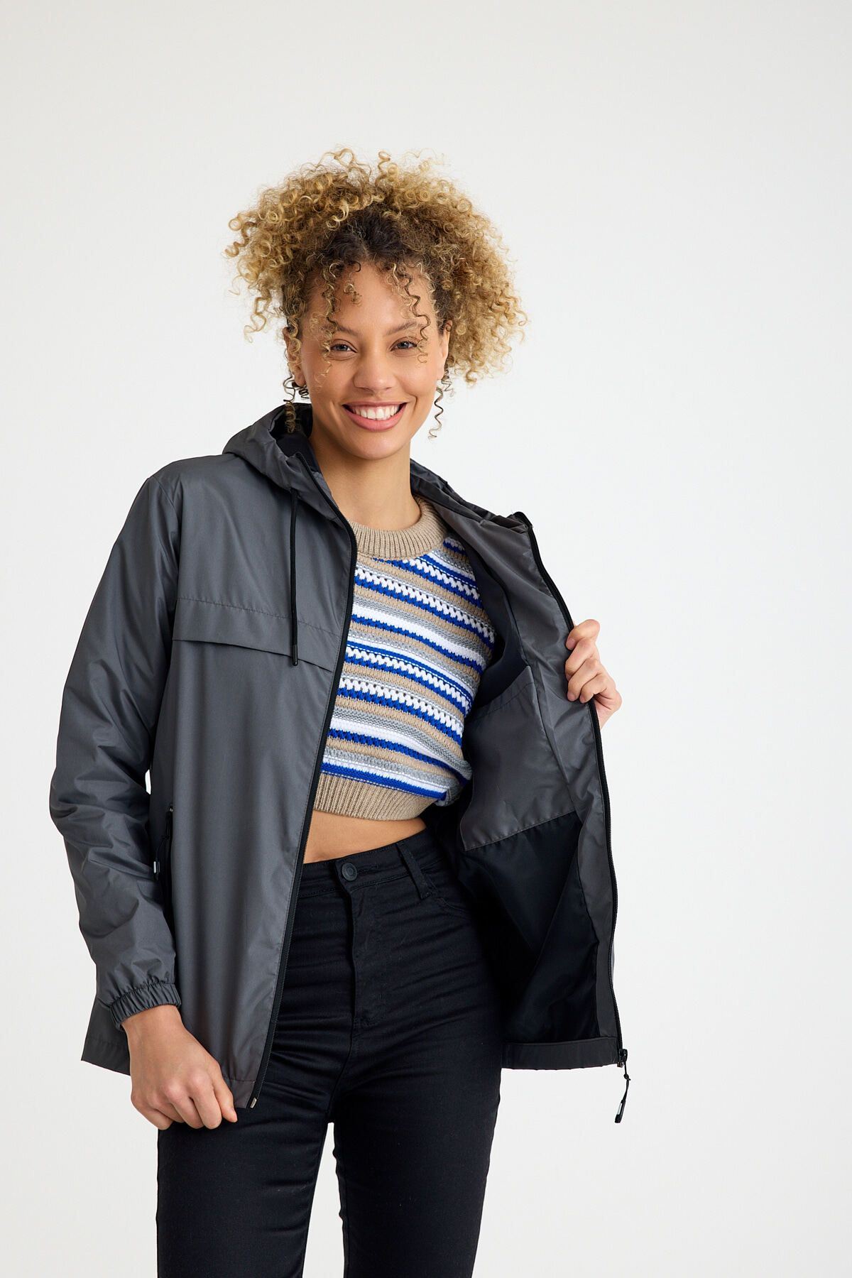 Kadın Içi Astarlı Suya Dayanıklı Kapüşonlu Yağmurluk