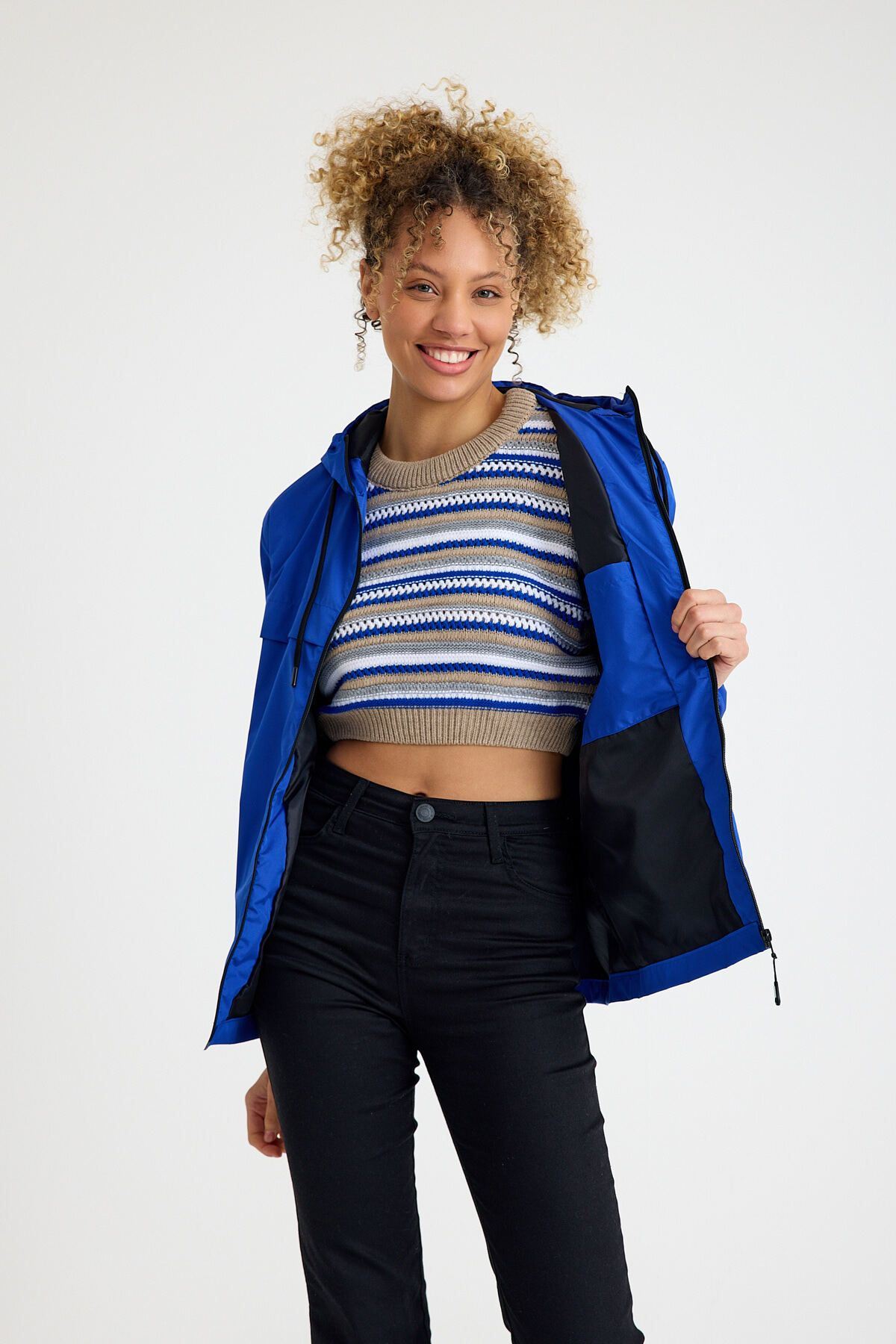 Kadın Içi Astarlı Suya Dayanıklı Kapüşonlu Yağmurluk