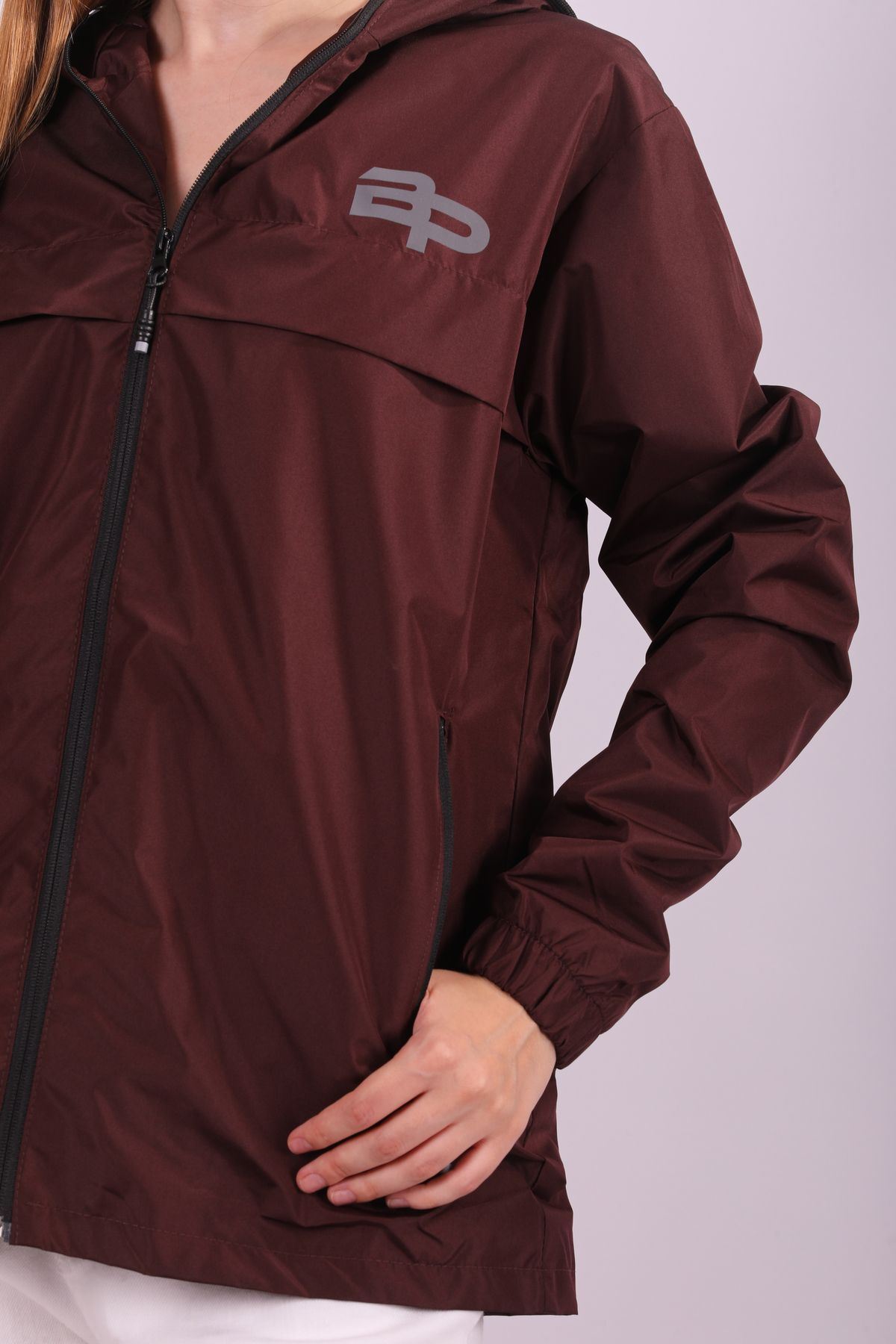 Kadın Içi Astarlı Suya Dayanıklı Kapüşonlu Yağmurluk