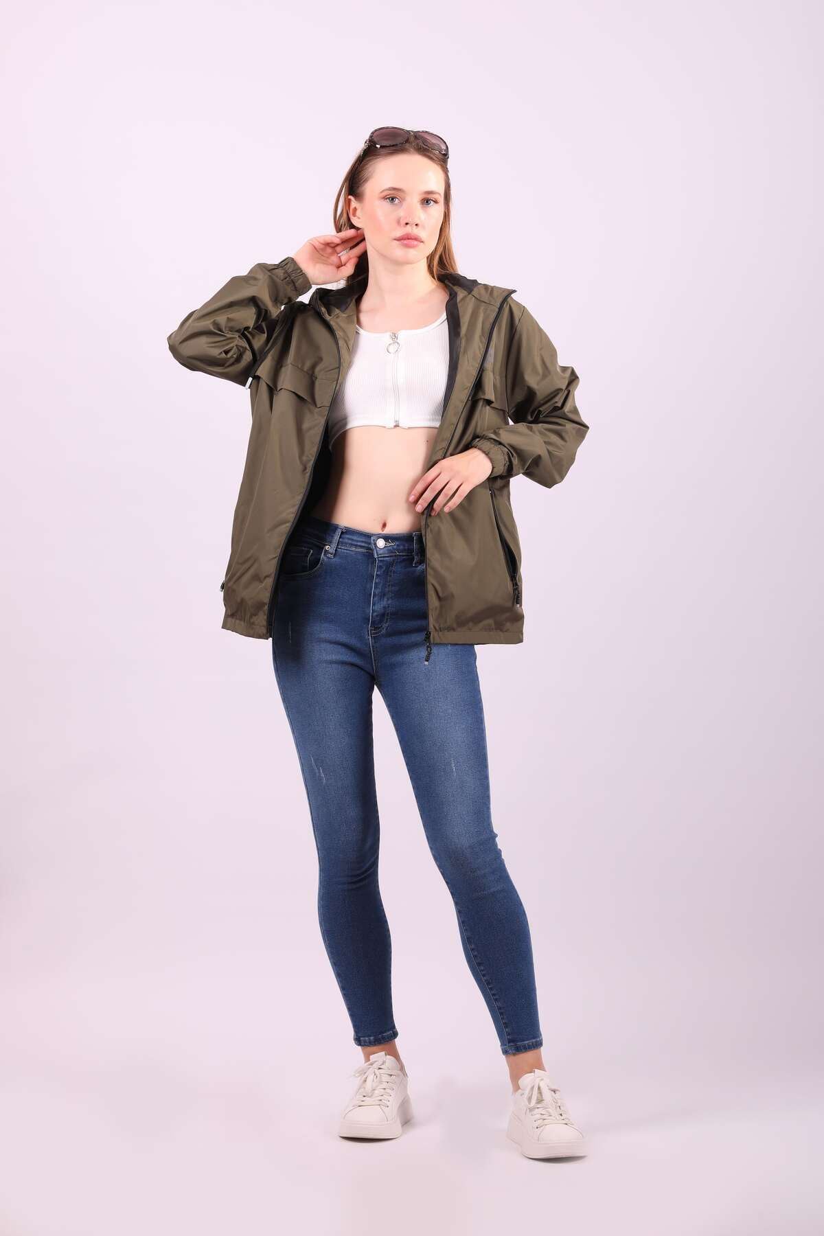 Kadın Içi Astarlı Suya Dayanıklı Kapüşonlu Yağmurluk