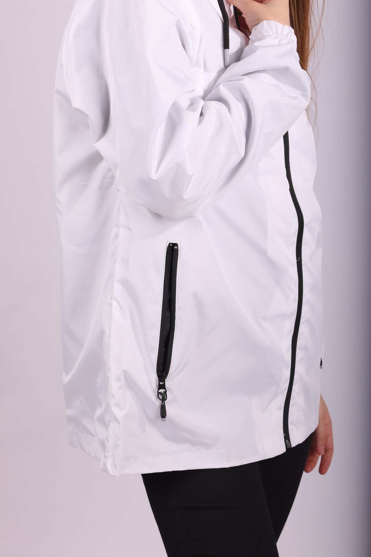 Kadın Içi Astarlı Suya Dayanıklı Kapüşonlu Yağmurluk